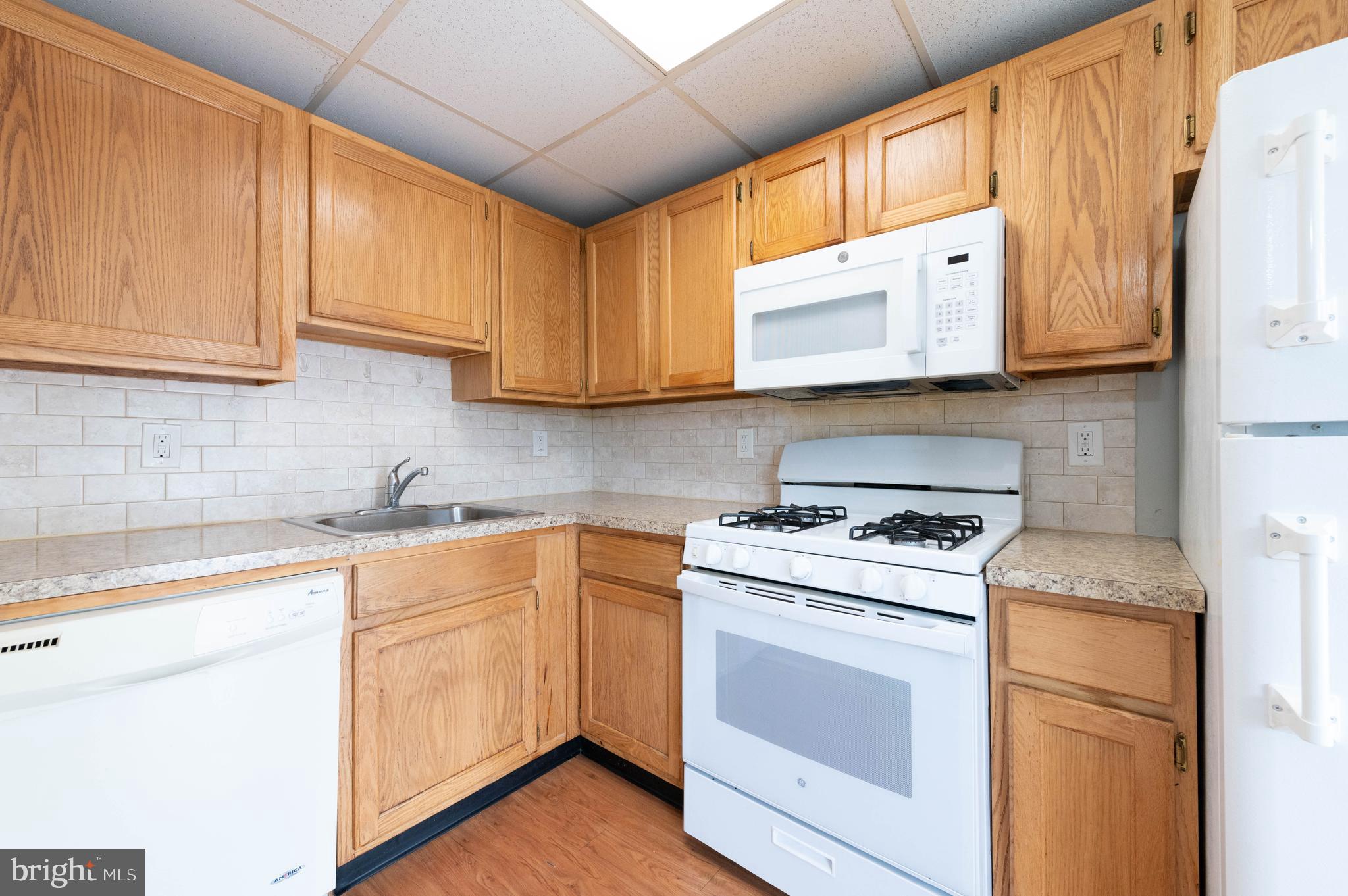 2079 Kent Road Folcroft, PA 19032 - Photo 2 of 31 Gallery Image 2