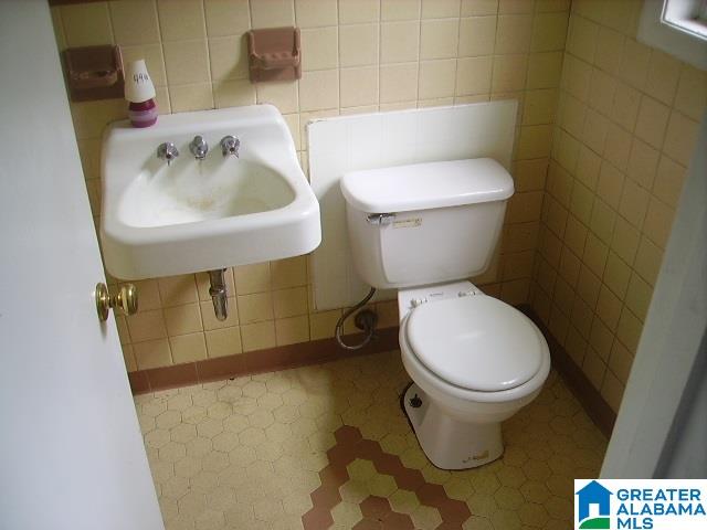 2300 24th Street Southwest Birmingham, AL 35208 - Photo 15 of 23