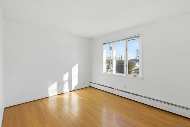 $2,700 | 8 Cherryfield Drive, West Hartford, CT 06107