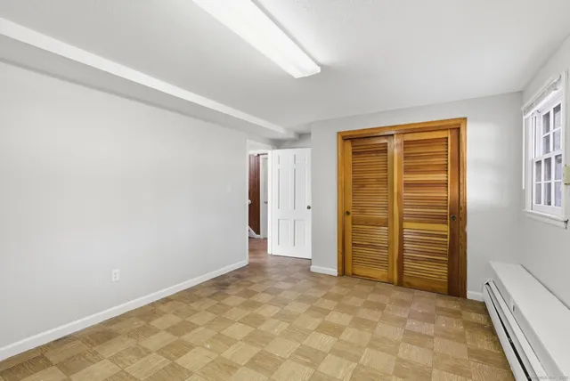 $2,700 | 8 Cherryfield Drive, West Hartford, CT 06107