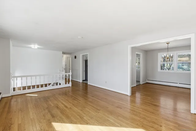 $2,700 | 8 Cherryfield Drive, West Hartford, CT 06107