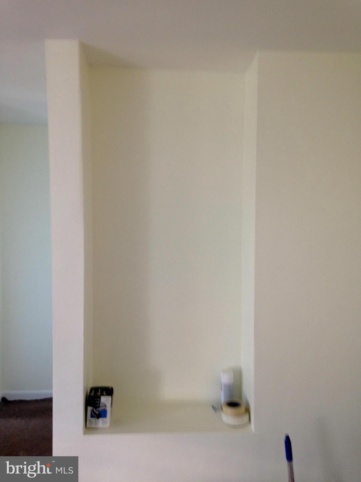 7721 Muncy Road Landover, MD 20785 - Photo 5 of 14 Liv Room Built-IN