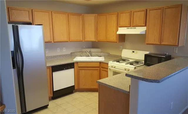 $1,250 | 9580 West Reno Avenue, Unit 218, Las Vegas, NV 89148