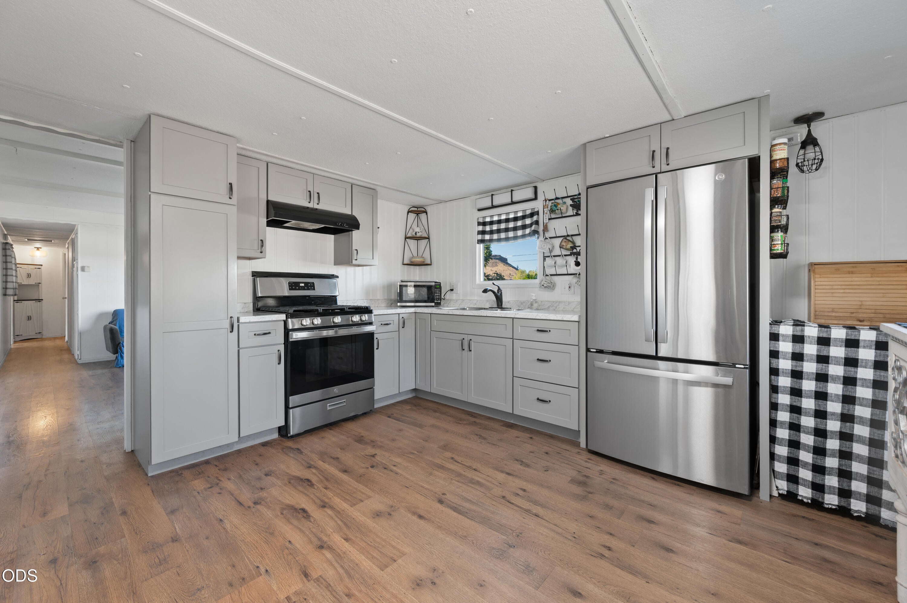 996 Southwest Crestview Road Prineville, OR 97754 - Photo 15 of 36 Gallery Image 15