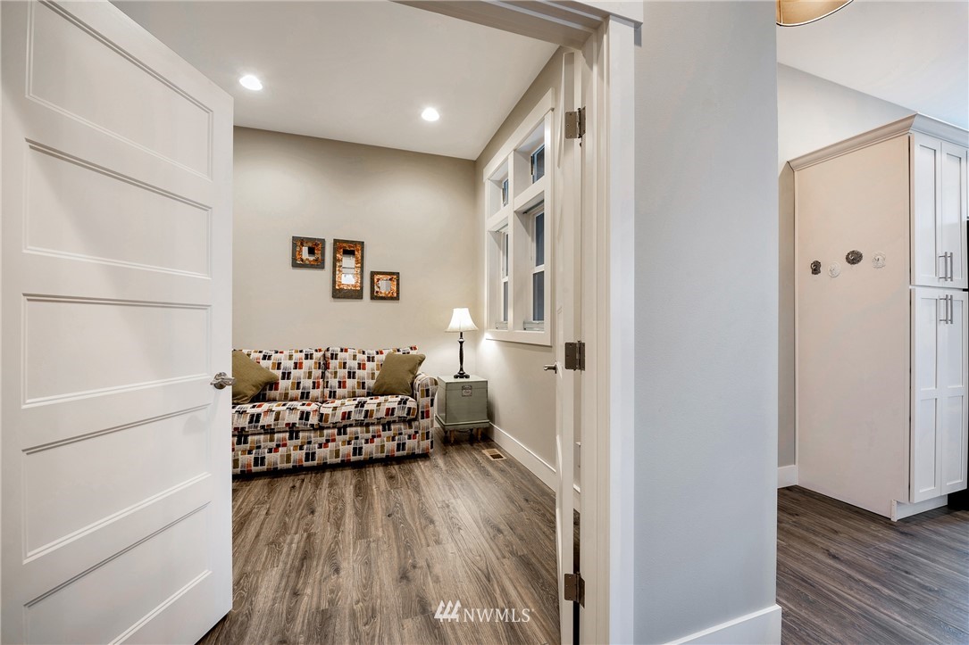 6867 Hannegan Road, Unit A Everson, WA 98247 - Photo 13 of 24 Gallery Image 13