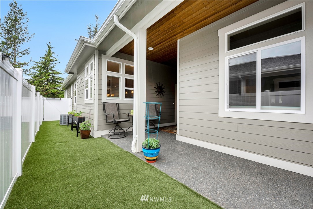 6867 Hannegan Road, Unit A Everson, WA 98247 - Photo 19 of 24 Gallery Image 19