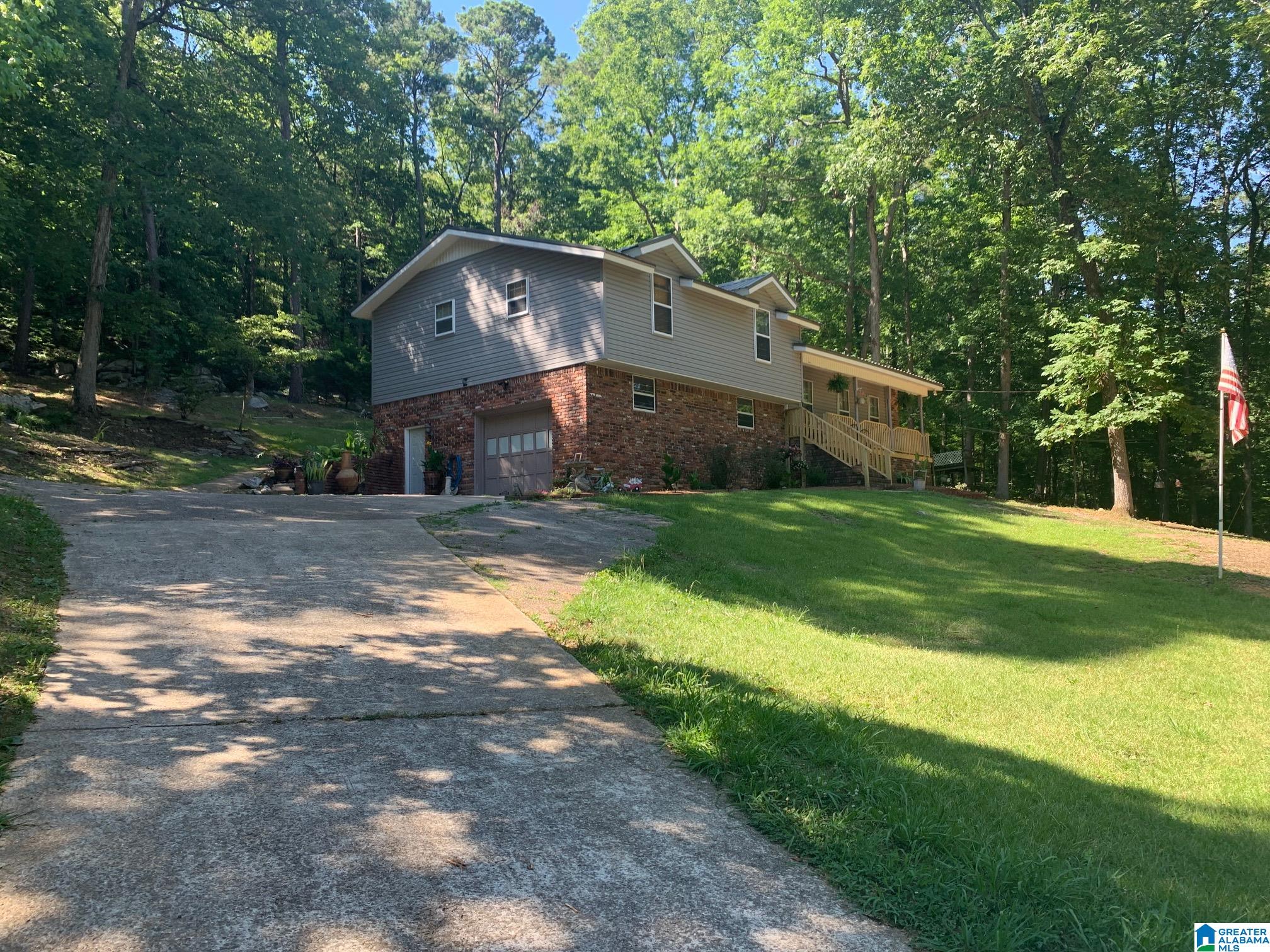 945 Mill Creek Road Warrior, AL 35180 - Photo 3 of 19