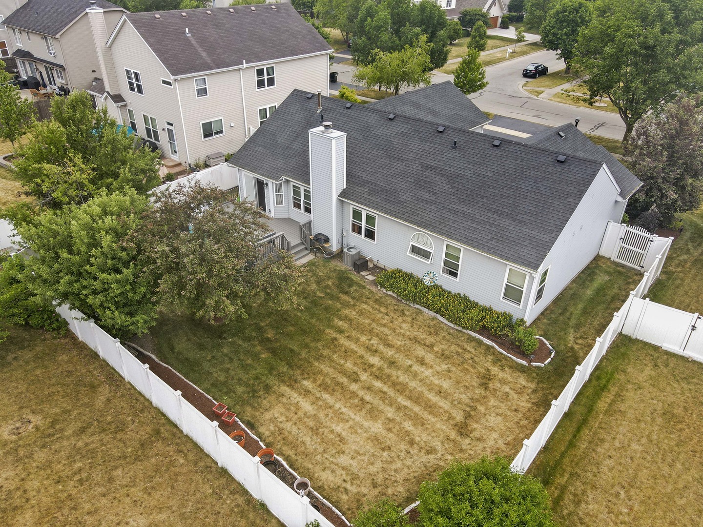 374 Fox Bend Circle Bolingbrook, IL 60440 - Photo 28 of 32 an aerial view of residential house with pool