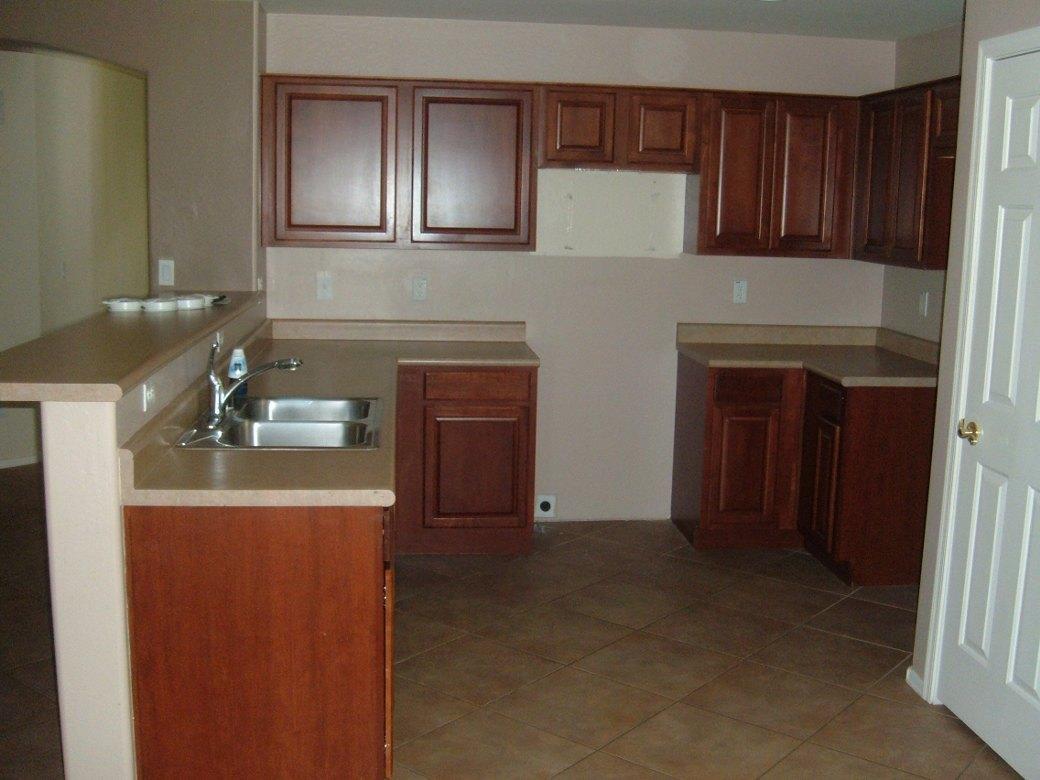 9142 West Payson Road Tolleson, AZ 85353 - Photo 4 of 14 Kitchen