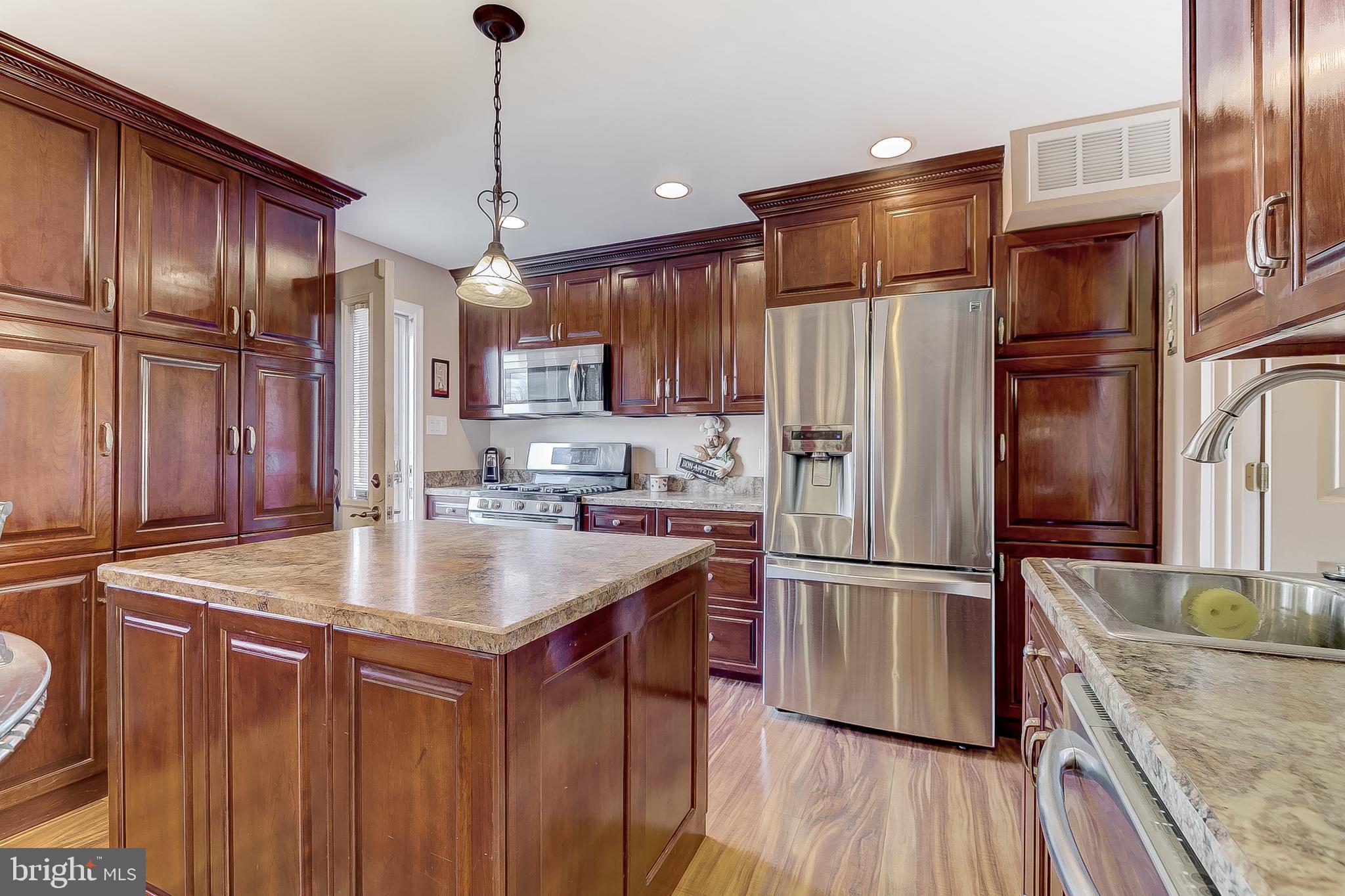 721 Kingston Road Middle River, MD 21220 - Photo 9 of 33 Gallery Image 9