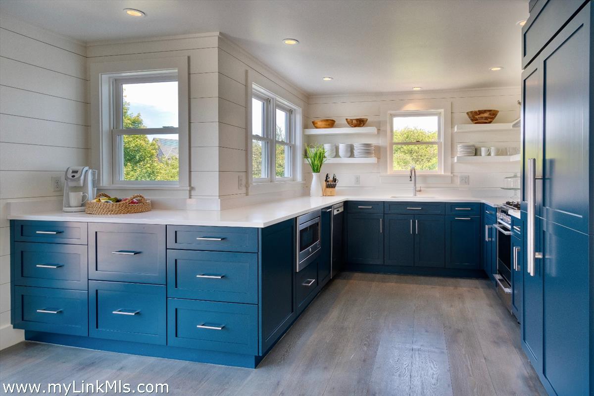41 Dukes Road Nantucket, MA 02554 - Photo 8 of 24 Gallery Image 8