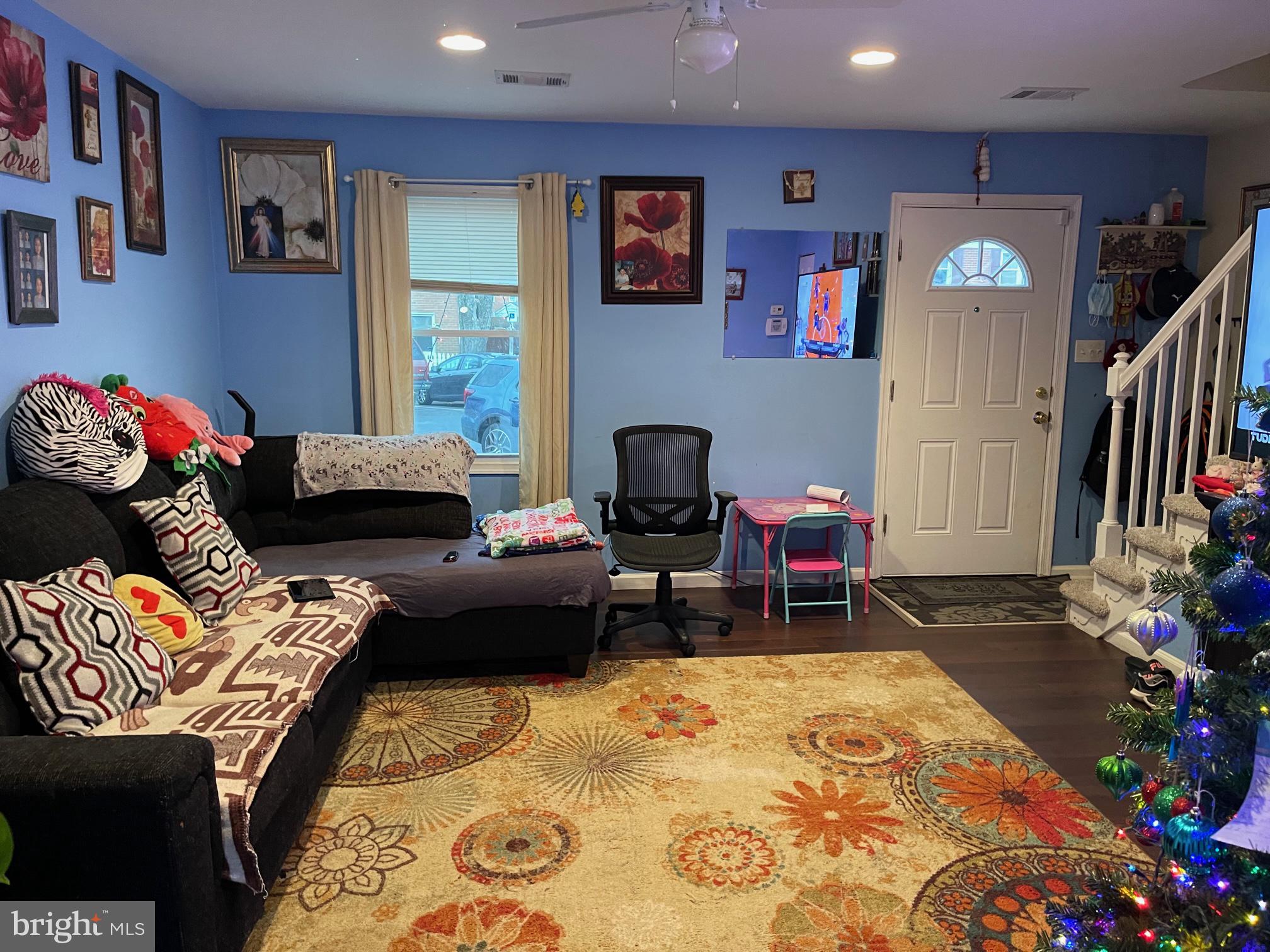 9854 Buckner Road Manassas, VA 20110 - Photo 3 of 11 Gallery Image 3