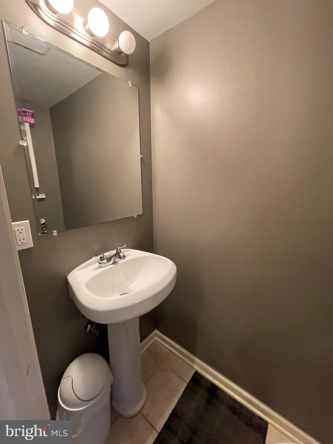 9854 Buckner Road Manassas, VA 20110 - Photo 4 of 11 Gallery Image 4