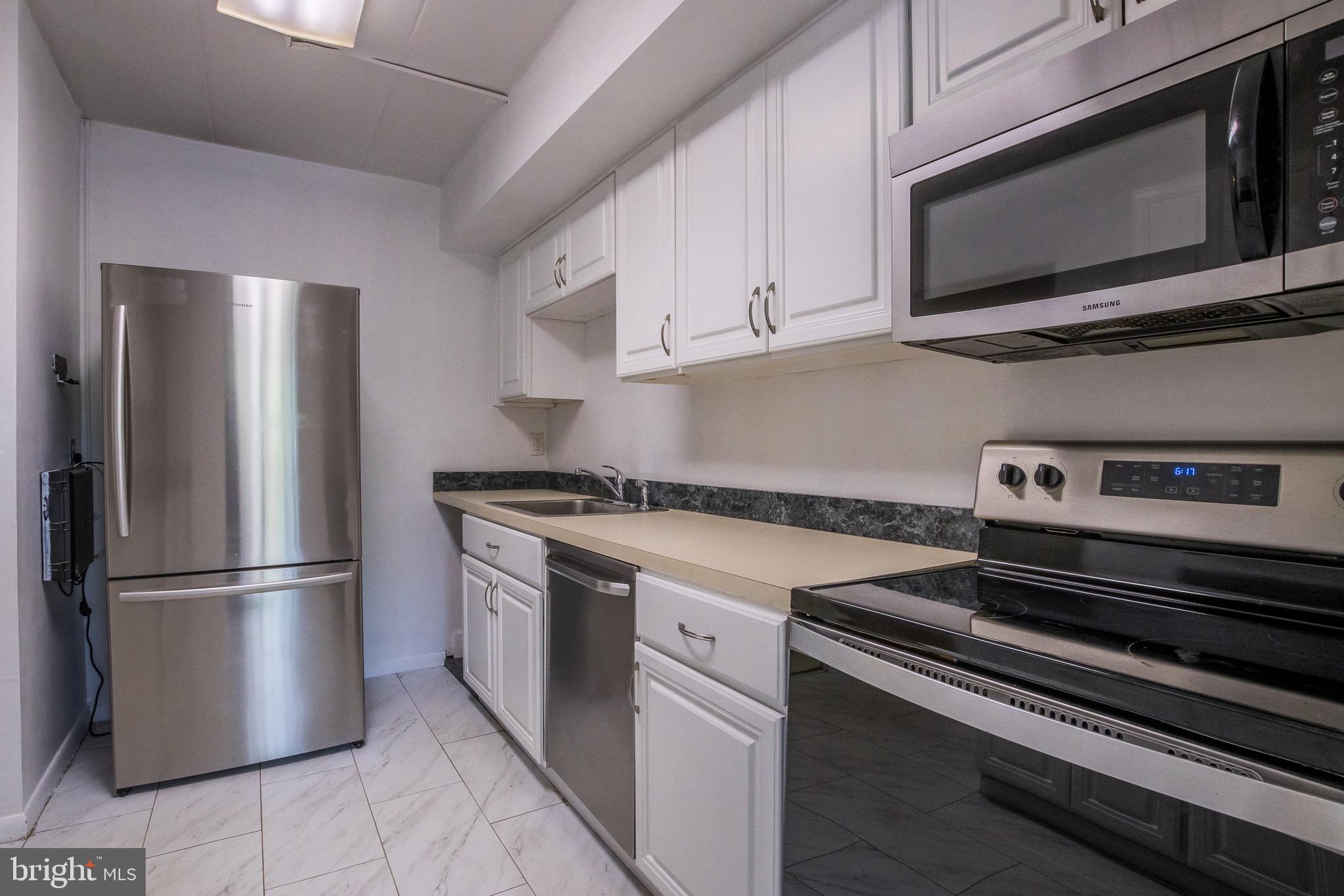 1575 West Street Road, Unit 926 Warminster, PA 18974 - Photo 6 of 23