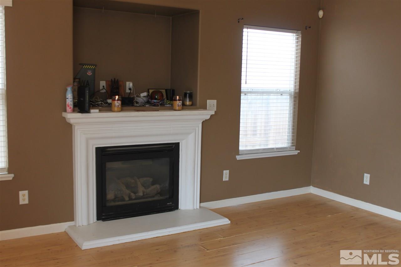 2123 Fort Bridger Road Fernley, NV 89408 - Photo 5 of 12 Photo 5