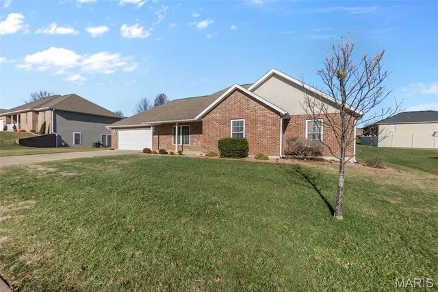 $280,000 | 2418 Jonathan Drive, Jackson, MO 63755