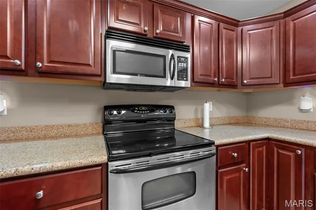 $280,000 | 2418 Jonathan Drive, Jackson, MO 63755