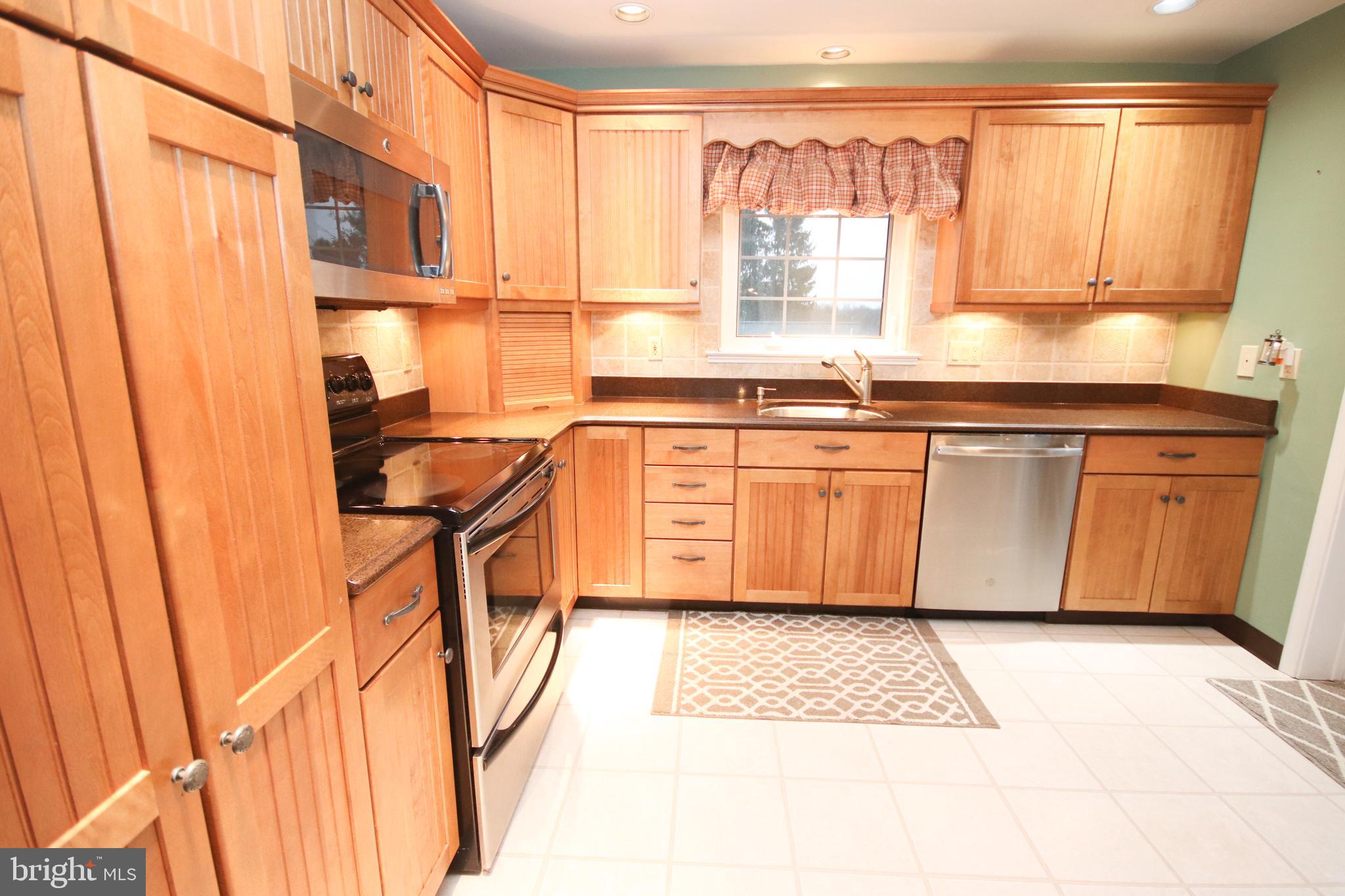 744 Temple Road Pottstown, PA 19465 - Photo 13 of 62