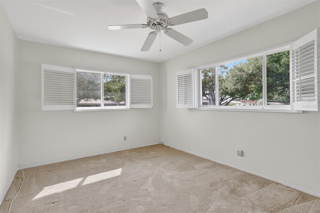 2033 Timber Lane Clearwater, FL 33763 - Photo 14 of 24