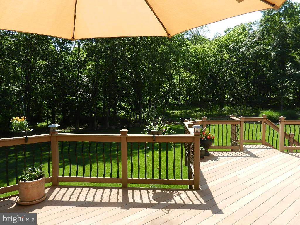 22526 Evergreen Mills Road Ashburn, VA 20148 - Photo 29 of 30 a view of a wooden deck