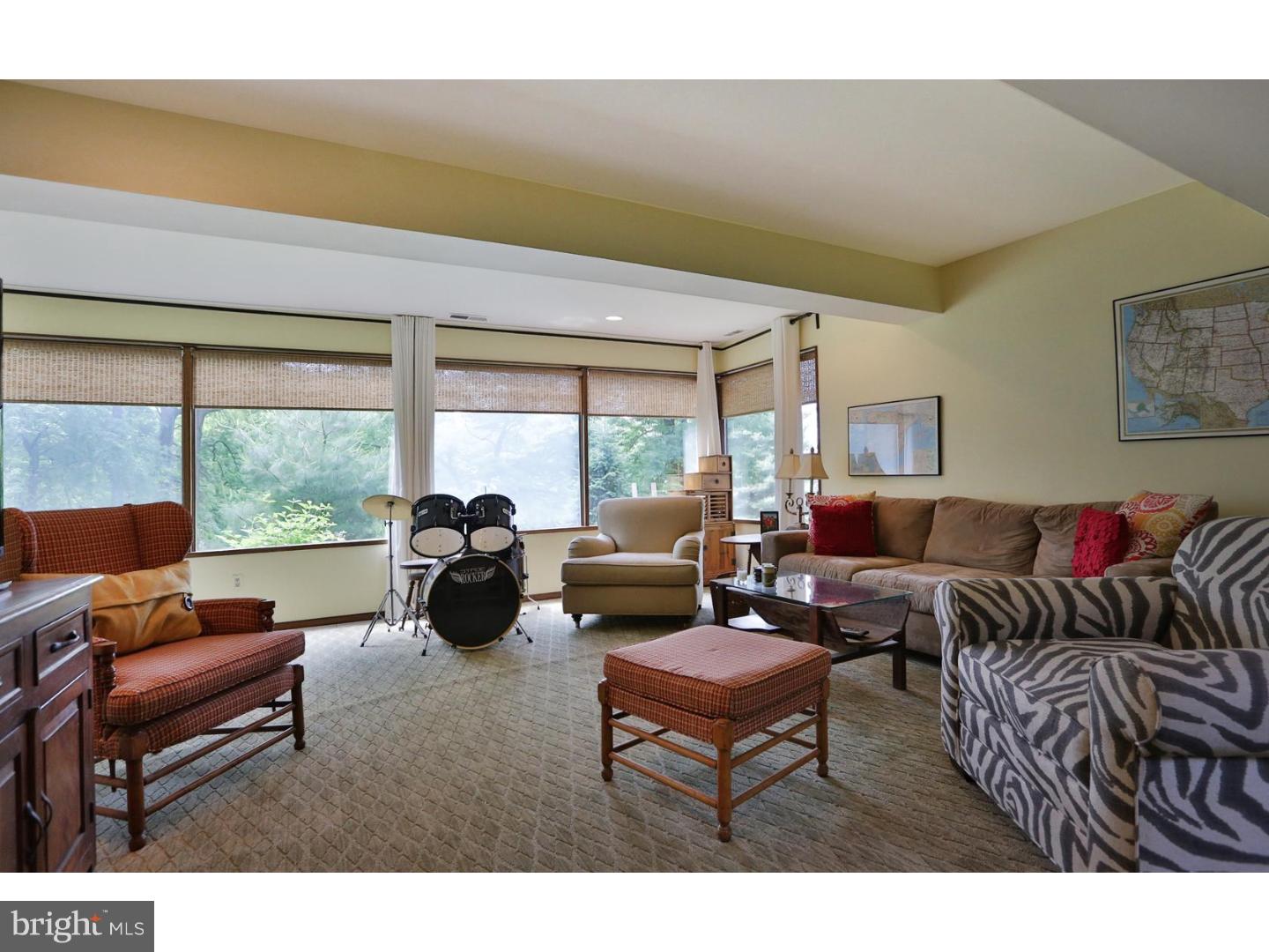 610 Harts Ridge Road Conshohocken, PA 19428 - Photo 14 of 25 Family Room