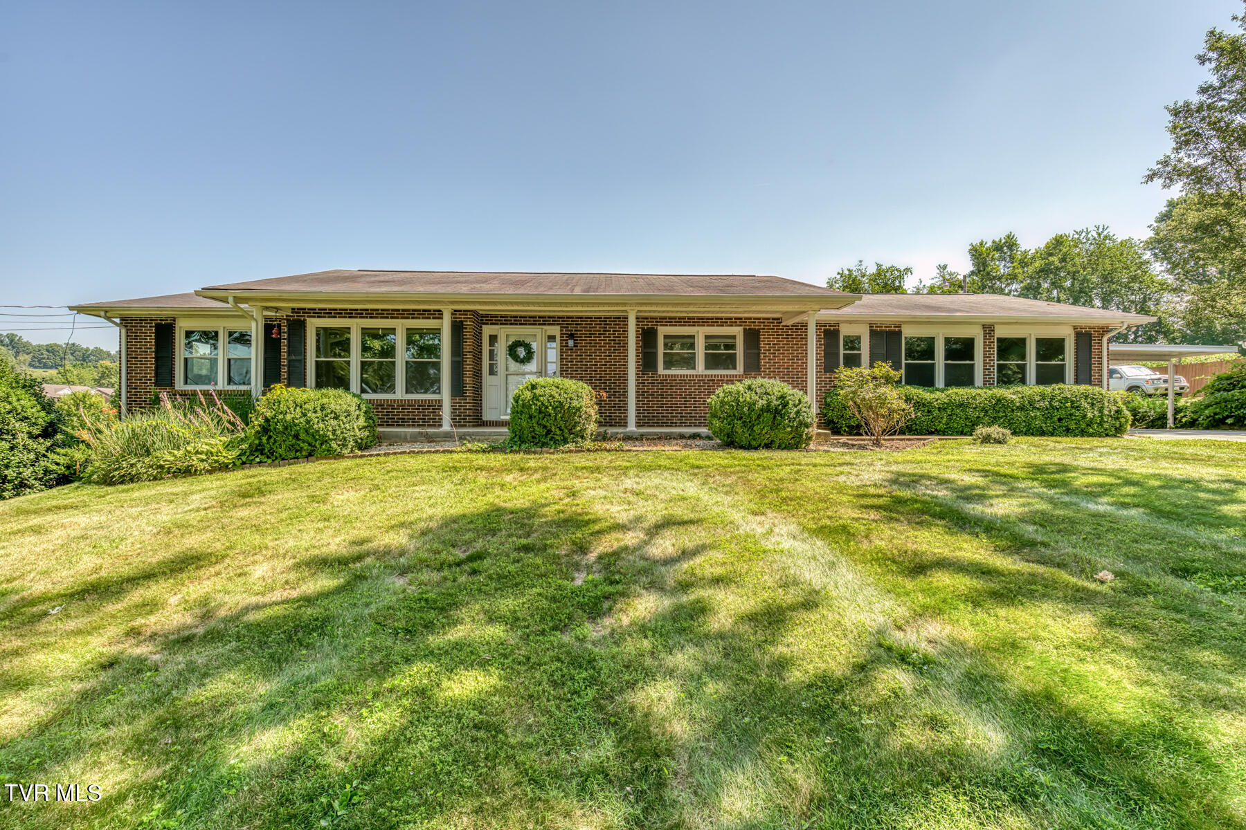 126 Charlem Hills Road Jonesborough, TN 37659 - Photo 1 of 56 126 Charlem Hills Rd-1