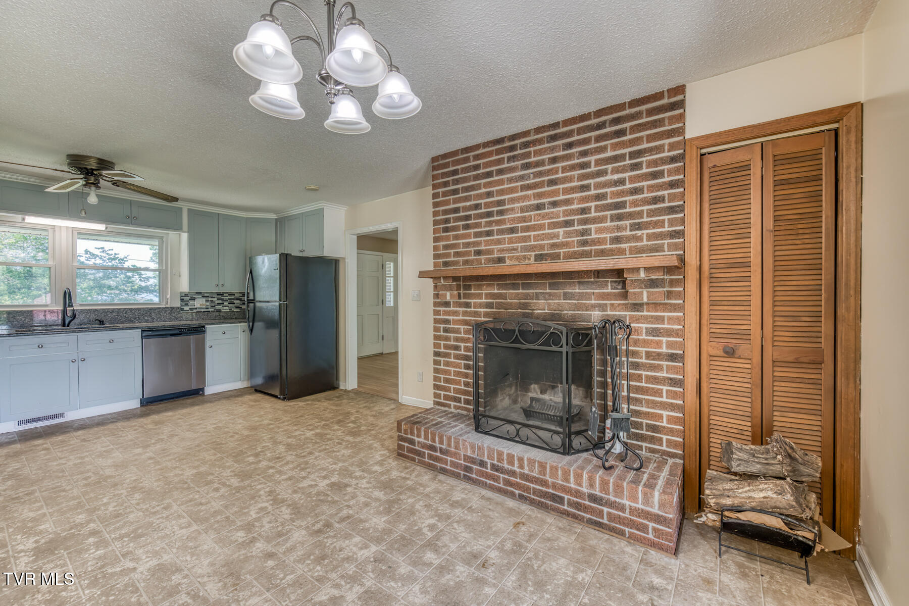 126 Charlem Hills Road Jonesborough, TN 37659 - Photo 11 of 56 126 Charlem Hills Rd-11