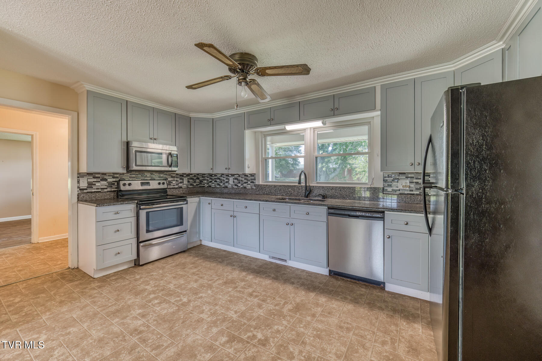 126 Charlem Hills Road Jonesborough, TN 37659 - Photo 12 of 56 126 Charlem Hills Rd-12