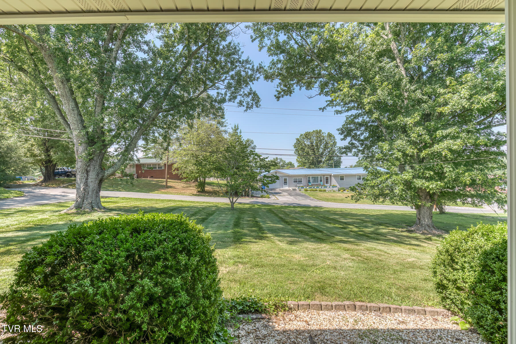 126 Charlem Hills Road Jonesborough, TN 37659 - Photo 3 of 56 126 Charlem Hills Rd-3