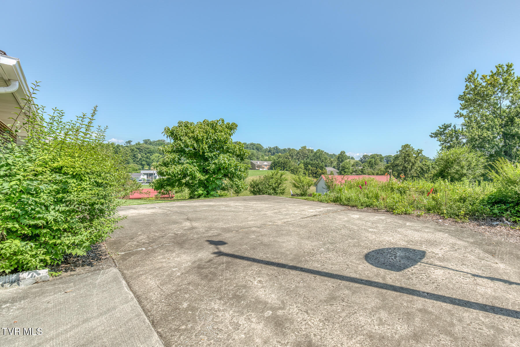 126 Charlem Hills Road Jonesborough, TN 37659 - Photo 37 of 56 126 Charlem Hills Rd-37