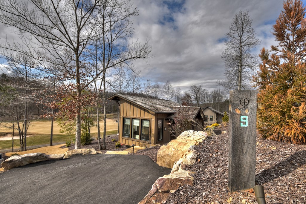 Hc9 Old Toccoa Loop Mineral Bluff, GA 30559 - Photo 3 of 41 a view of a chair and tables in the patio