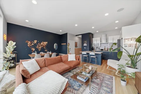 $725,000 | 816 North Wood Street, Unit 3N, Chicago, IL 60622