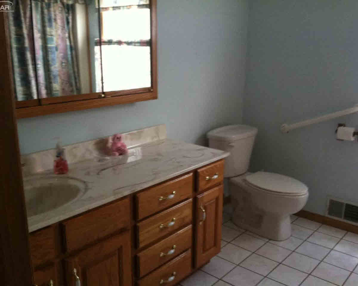 3418 Luce Road Flushing, MI 48433 - Photo 10 of 19 20453339-9.JPG