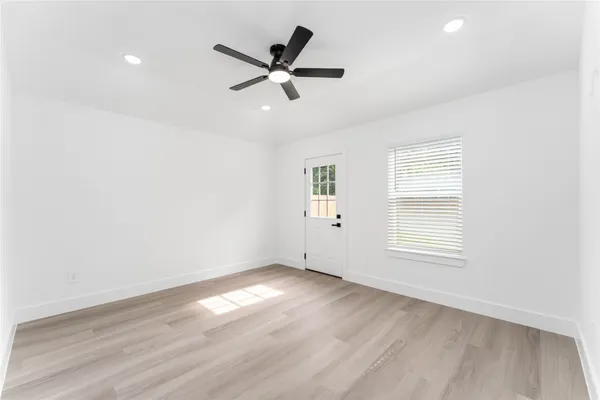 $1,900 | 9406 Sandra Street, Unit A, Houston, TX 77016