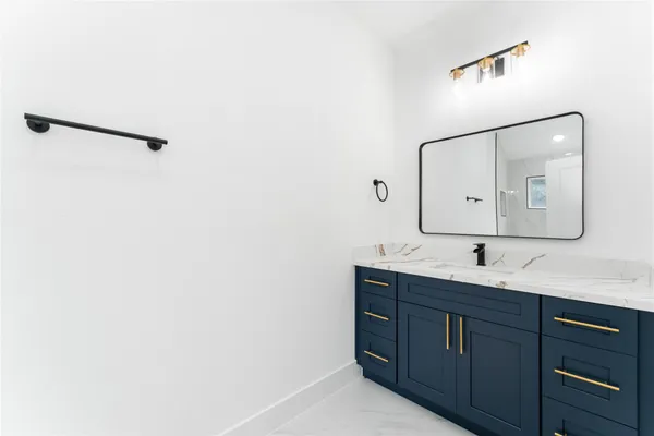 $1,900 | 9406 Sandra Street, Unit A, Houston, TX 77016