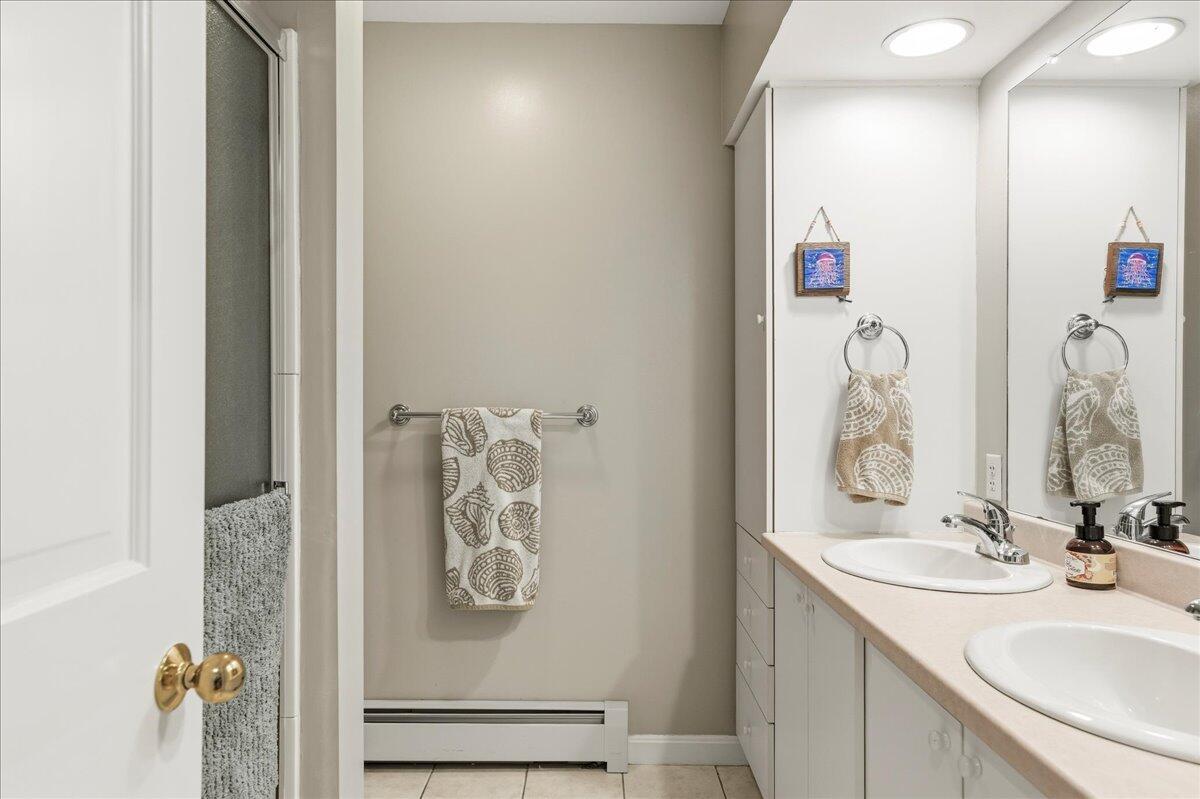 99 Dockside Lane, Unit 99 Belfast, ME 04915 - Photo 21 of 66 99 Dockside Lane, Belfast, Maine