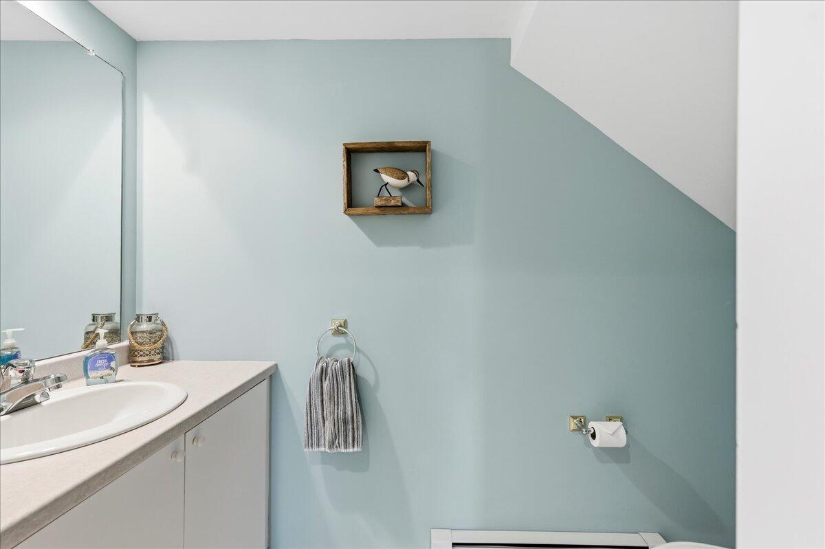 99 Dockside Lane, Unit 99 Belfast, ME 04915 - Photo 24 of 66 99 Dockside Lane, Belfast, Maine