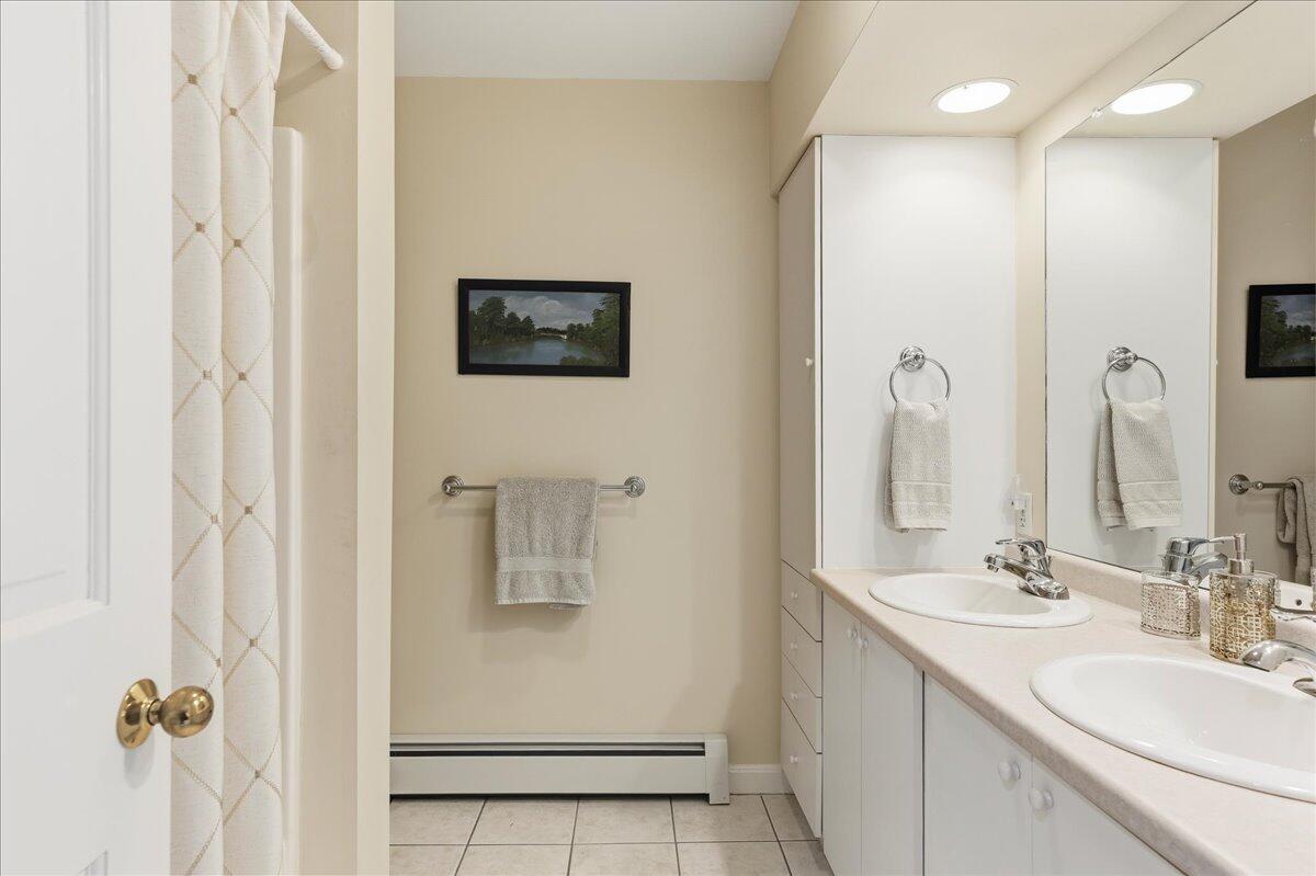 99 Dockside Lane, Unit 99 Belfast, ME 04915 - Photo 33 of 66 99 Dockside Lane, Belfast, Maine