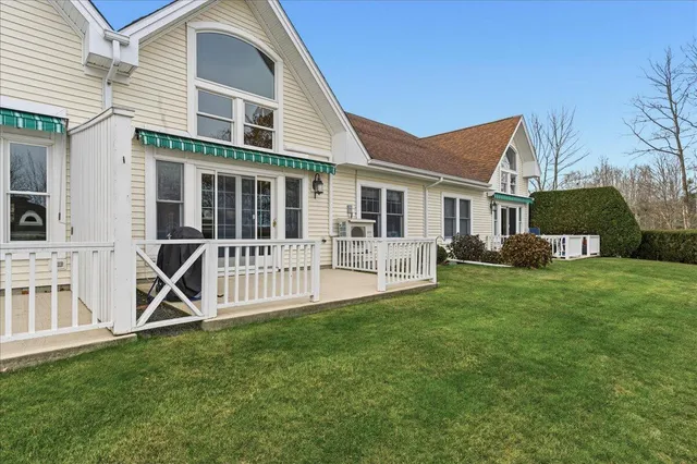 $515,000 | 99 Dockside Lane, Unit 99, Belfast, ME 04915