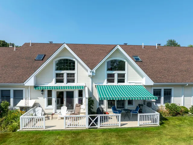 $515,000 | 99 Dockside Lane, Unit 99, Belfast, ME 04915
