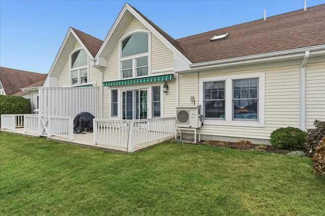 $515,000 | 99 Dockside Lane, Unit 99, Belfast, ME 04915