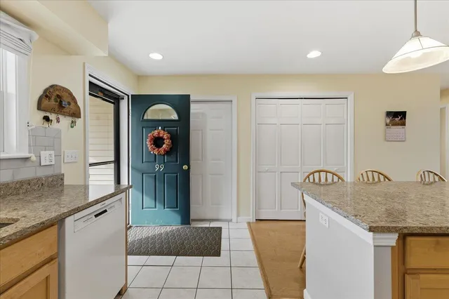 $515,000 | 99 Dockside Lane, Unit 99, Belfast, ME 04915