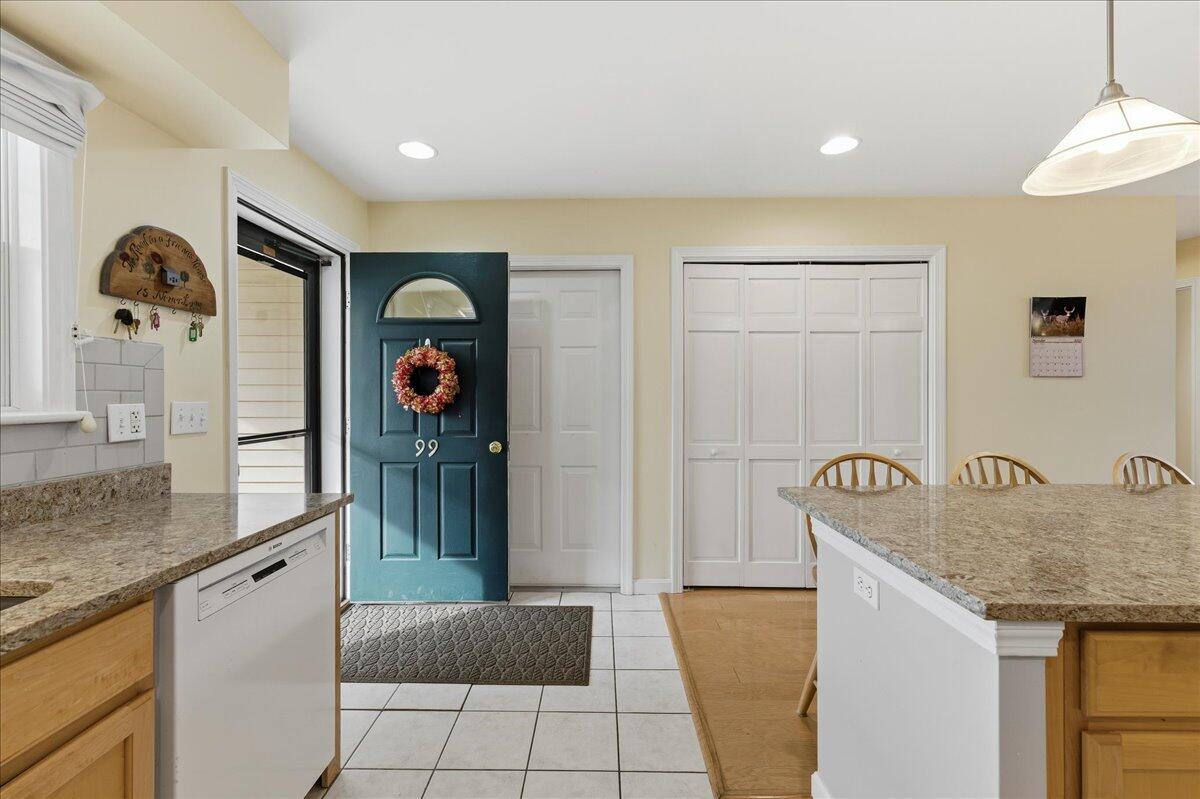 99 Dockside Lane, Unit 99 Belfast, ME 04915 - Photo 5 of 66 99 Dockside Lane, Belfast, Maine