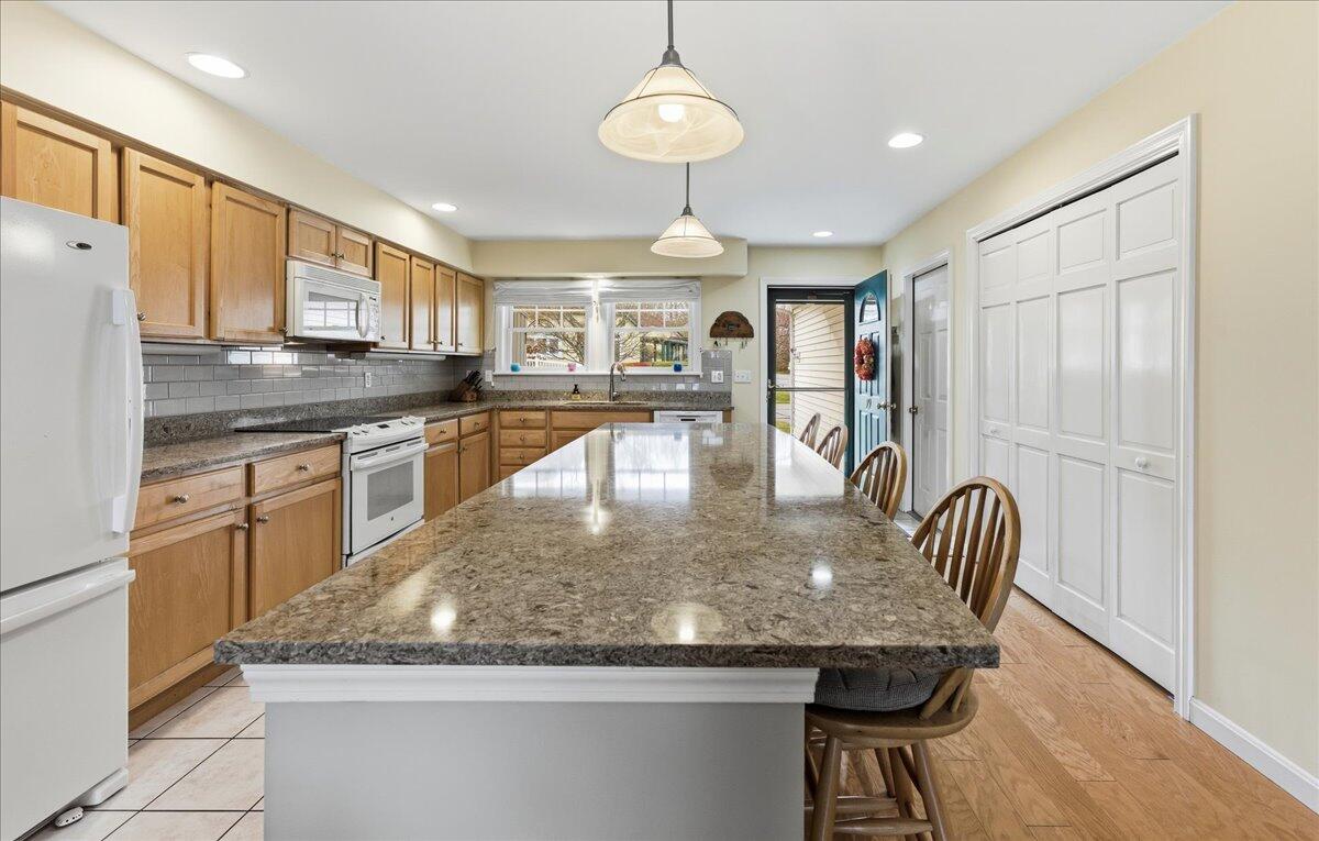 99 Dockside Lane, Unit 99 Belfast, ME 04915 - Photo 9 of 66 99 Dockside Lane, Belfast, Maine