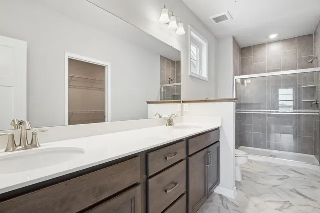 $569,990 | 8204 Haywood Drive, Lino Lakes, MN 55014