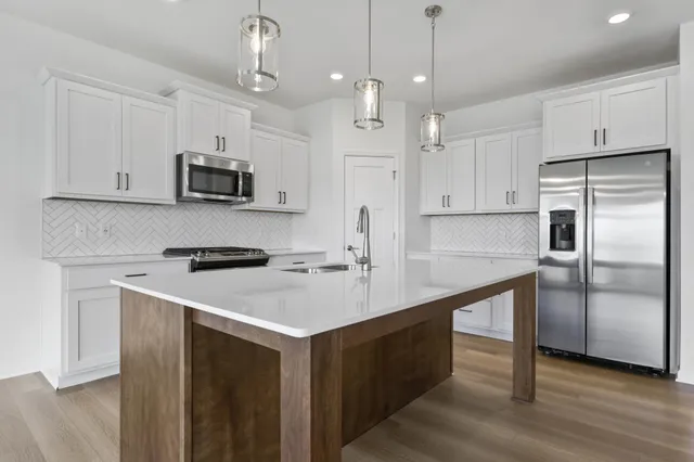 $569,990 | 8204 Haywood Drive, Lino Lakes, MN 55014