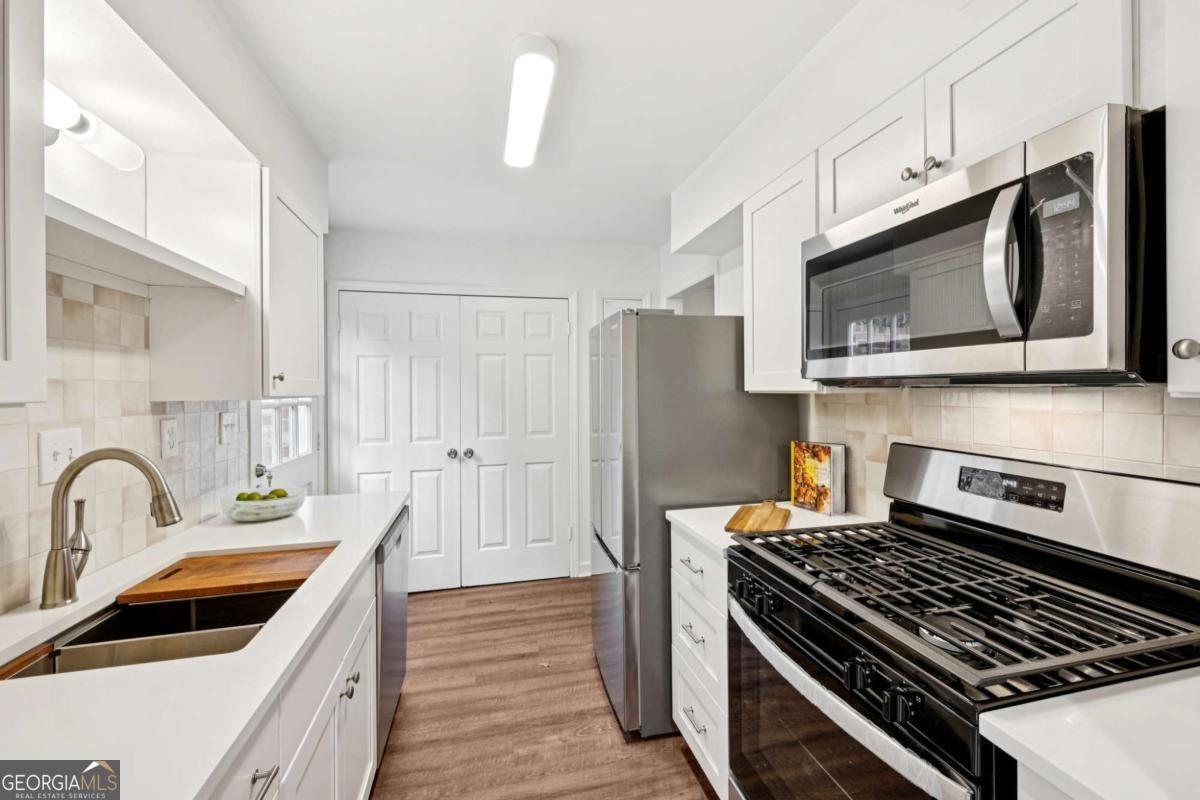 2370 Leafgate Road Decatur, GA 30033 - Photo 15 of 59