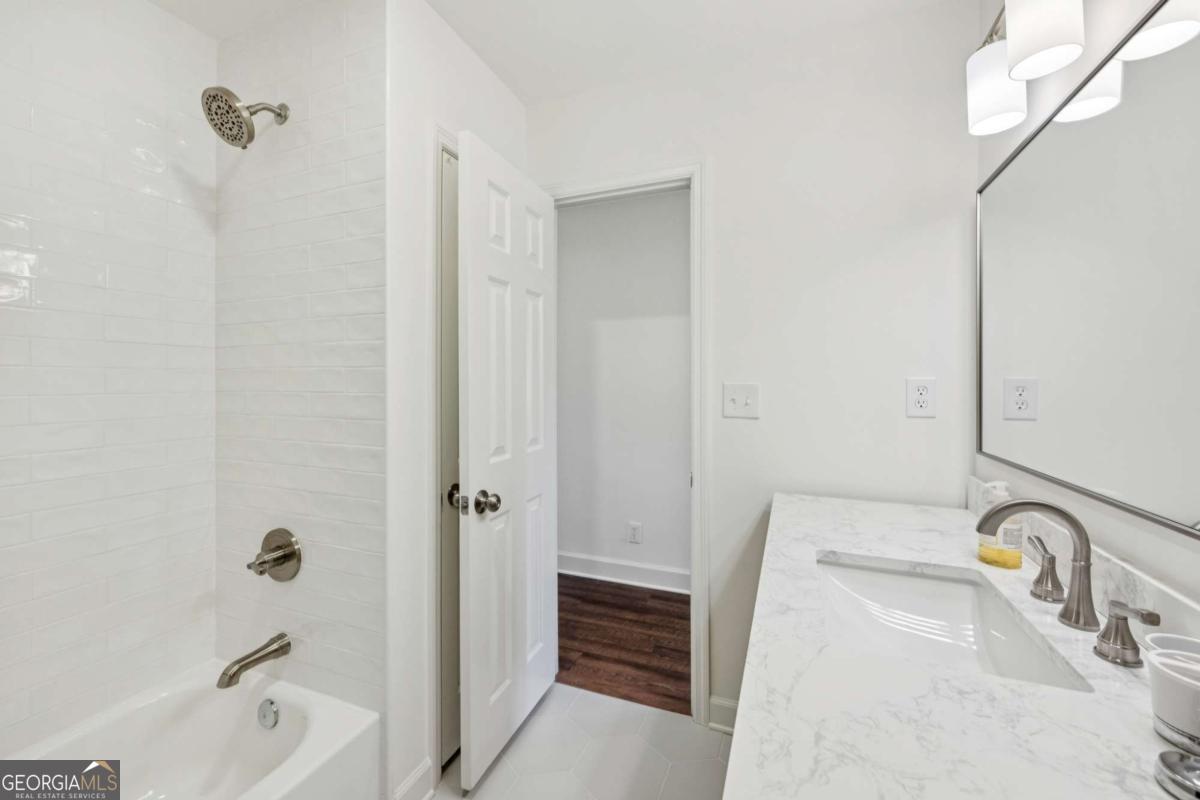 2370 Leafgate Road Decatur, GA 30033 - Photo 38 of 59