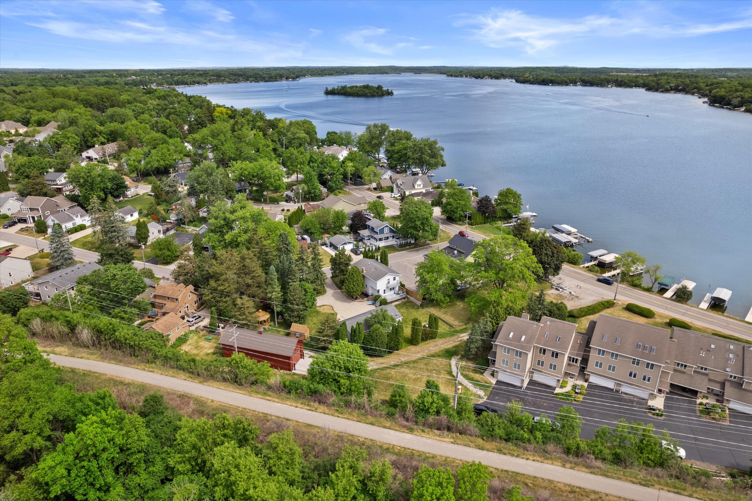 1542 3rd Street Delafield, WI 53018 - Photo 46 of 55 11-DJI_0874