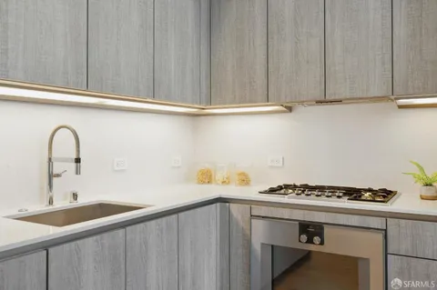 $1,125,000 | 318 Main Street, Unit 8C, San Francisco, CA 94105